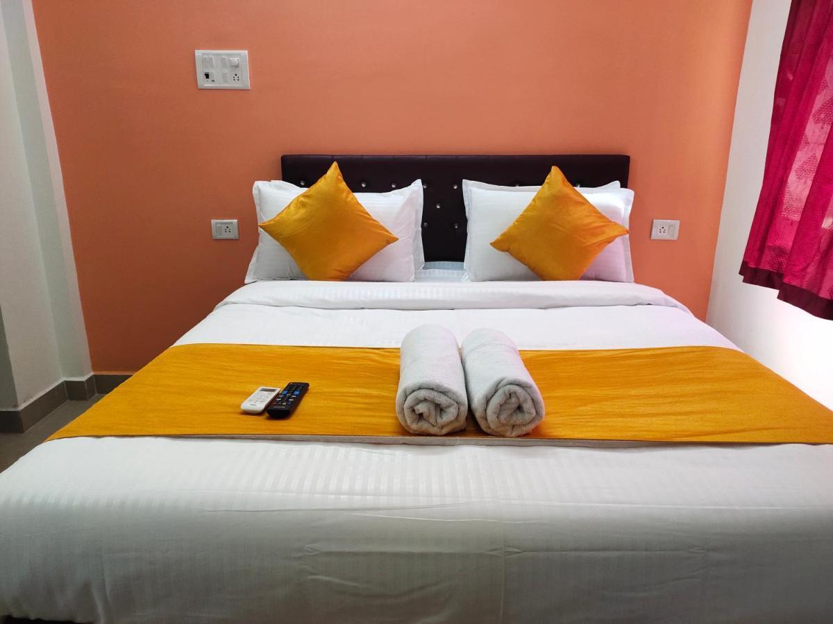 Om Baga Residency Hotel Bagian luar foto