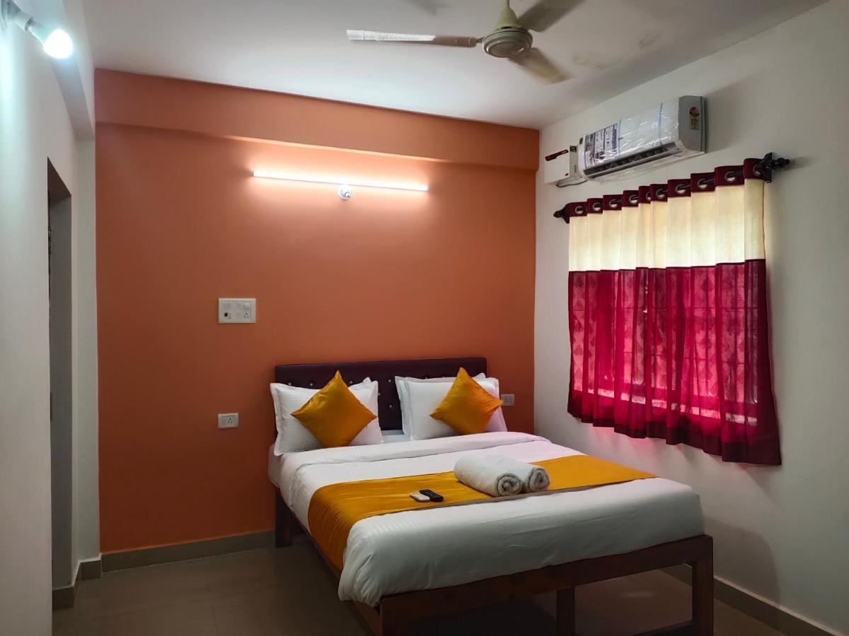 Om Baga Residency Hotel Bagian luar foto
